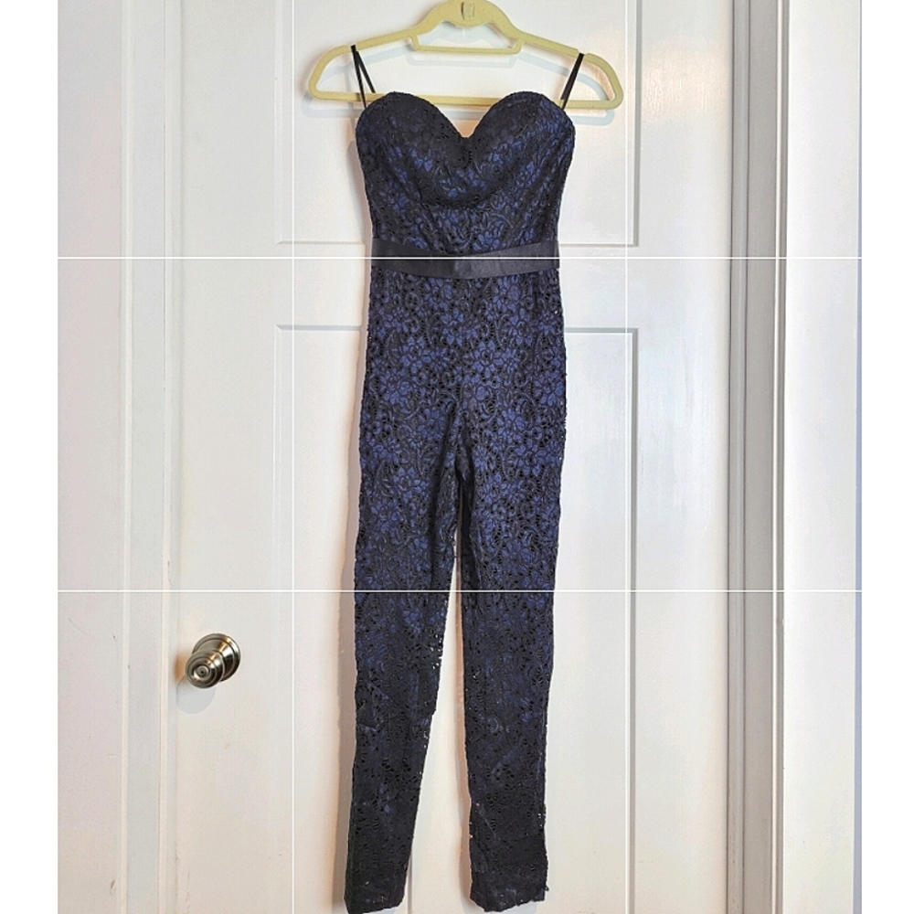 Bebe Jumpsuit small navy